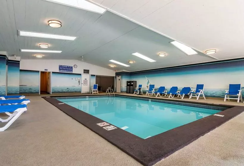 Surestay Plus Hotel By Best Western Salmon Arm