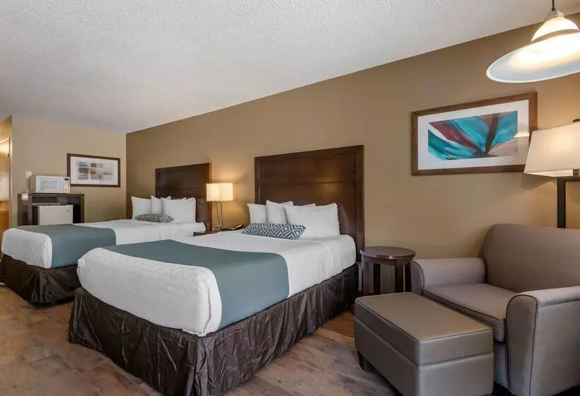 Surestay Plus Hotel By Best Western Salmon Arm