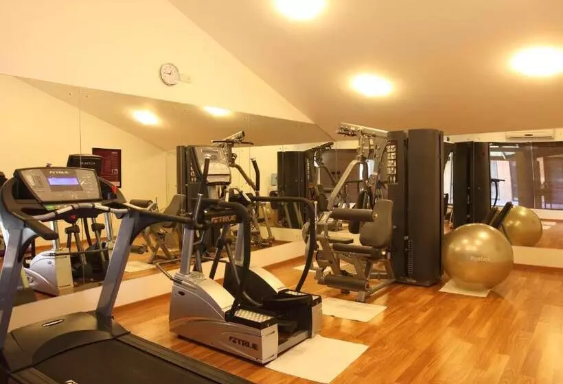 Отель Thaala Bentota