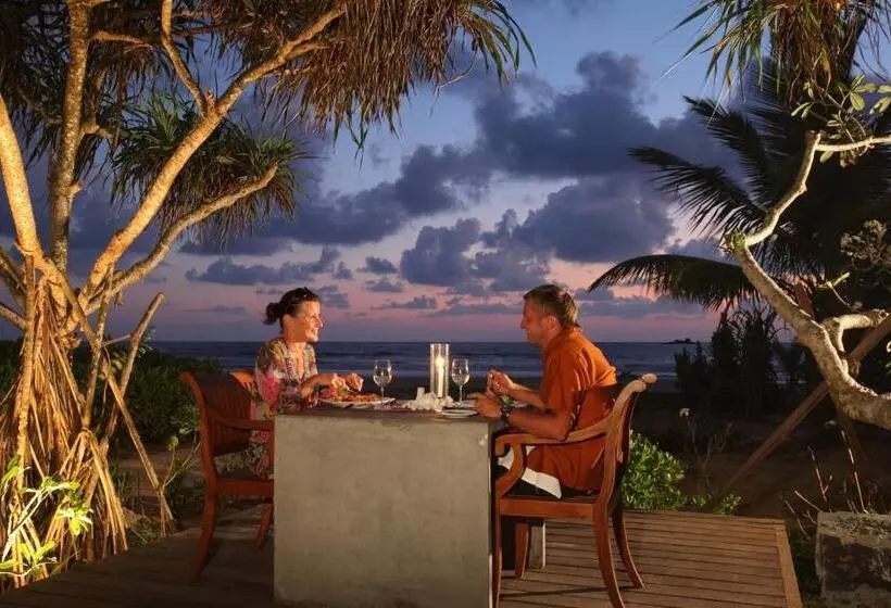 Отель Thaala Bentota