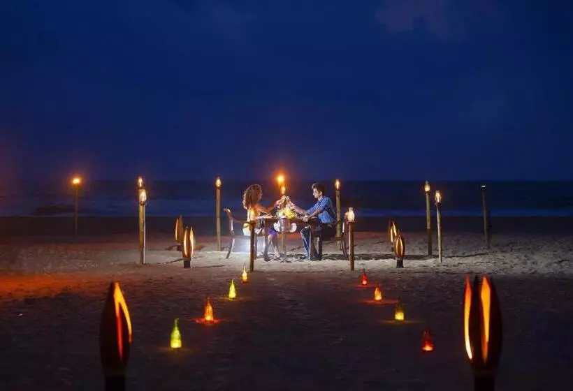 Отель Thaala Bentota