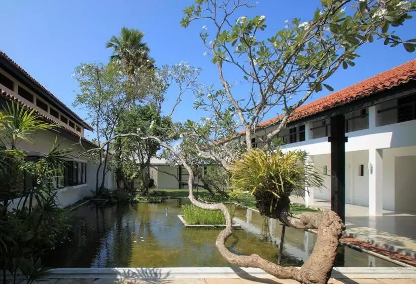 Отель Thaala Bentota