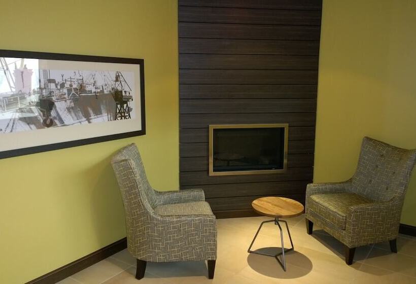 בית מלון כפרי The Pacific Inn