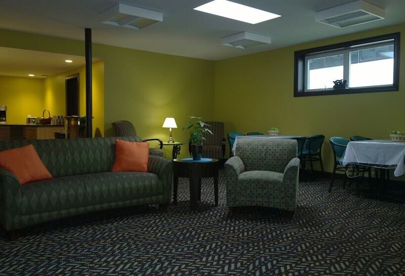 בית מלון כפרי The Pacific Inn