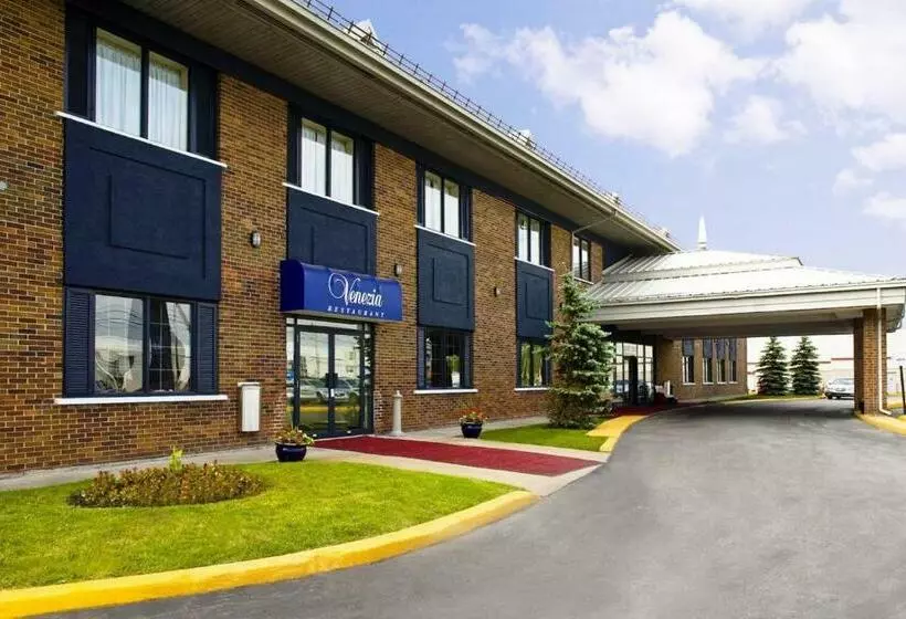 Travelodge Hotel By Wyndham Montreal Airport