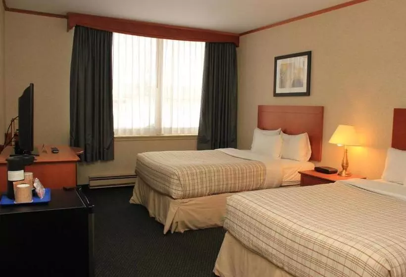 Travelodge Hotel By Wyndham Montreal Airport