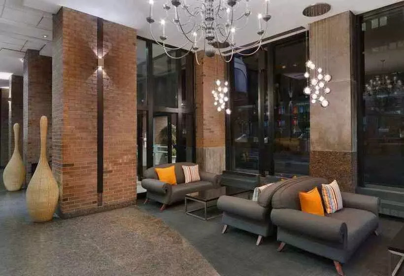 酒店 Travelodge By Wyndham Montreal Centre