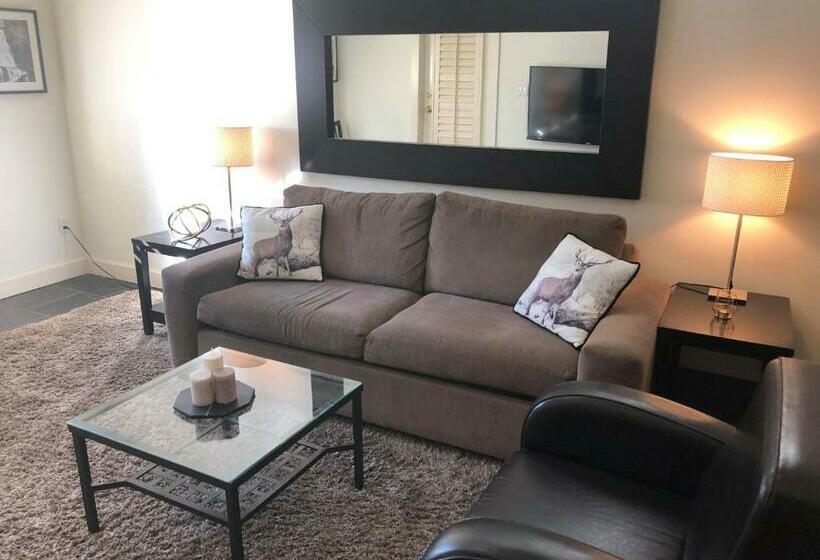 Bright Suite At Ski In/out Glacier Lodge!