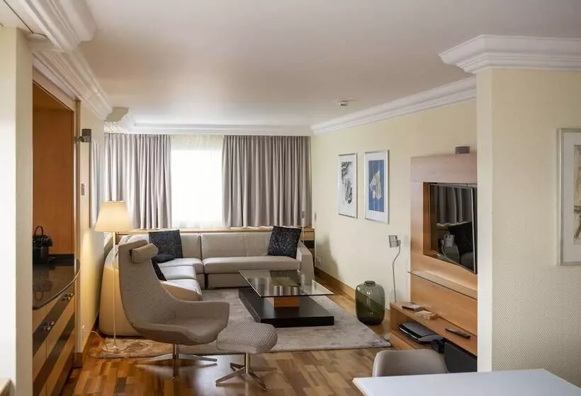 Hotel Becozy Self Check In And Pop Up