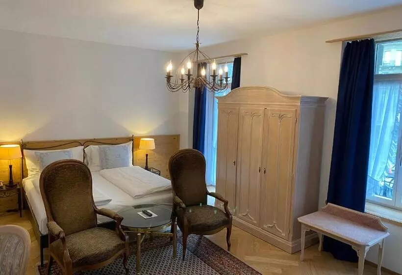 Отель Carltoneurope Vintage Adults