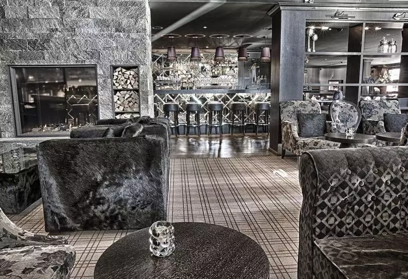 Grischa   Das Hotel Davos