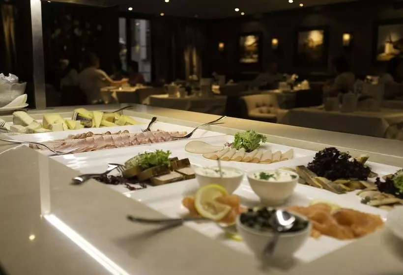 Grischa   Das Hotel Davos