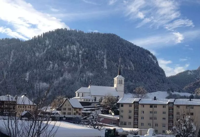 בית מלון כפרי Hôtel Cailler & Bains De La Gruyère