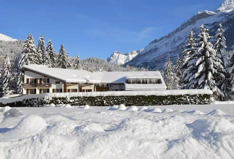 Hotelli Hôtel Les Sources