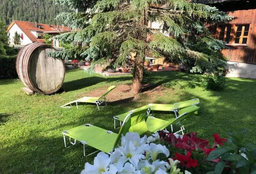 فندق Restaurant Rätia