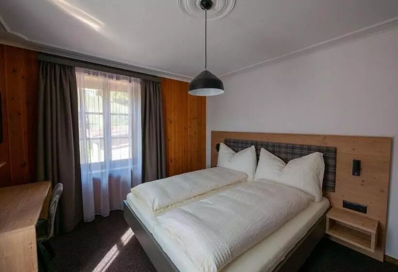 فندق Restaurant Rätia