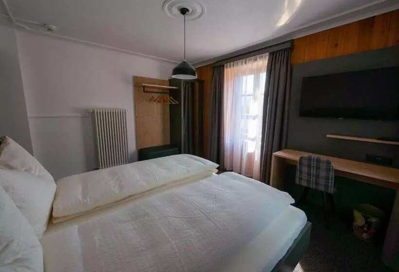 فندق Restaurant Rätia