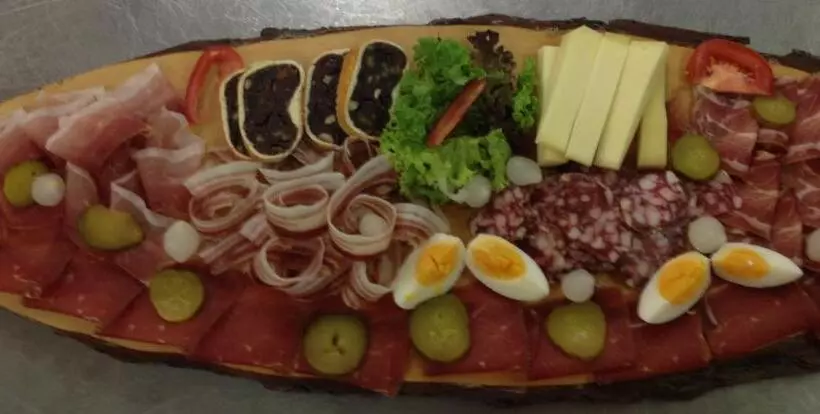 فندق Restaurant Rätia