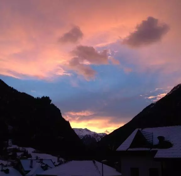 فندق Restaurant Rätia