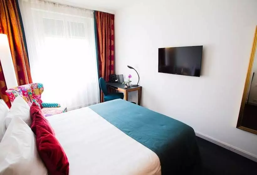 Hotel The Ambassador