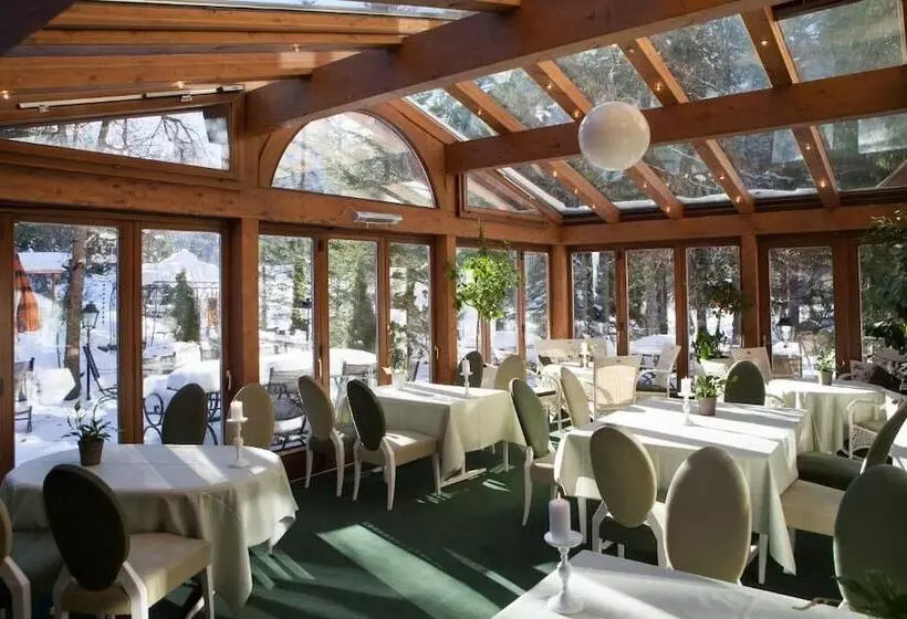 Waldhotel Doldenhorn