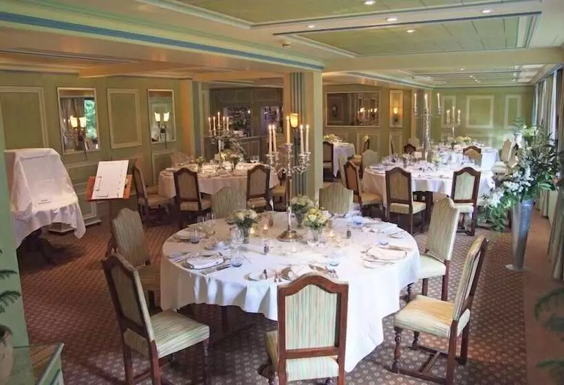 Waldhotel Doldenhorn