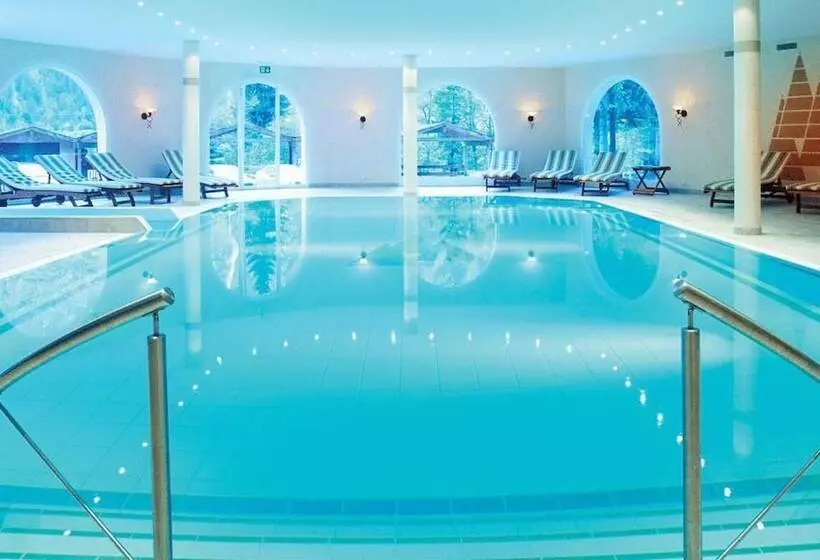 Waldhotel Doldenhorn