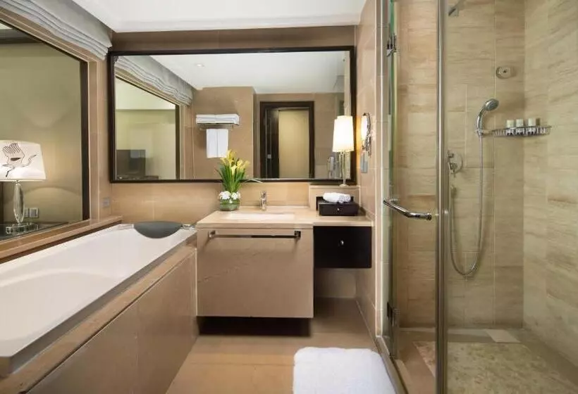 Xiamen C&d Hotel Free Welcome Snacks Oasis Garden