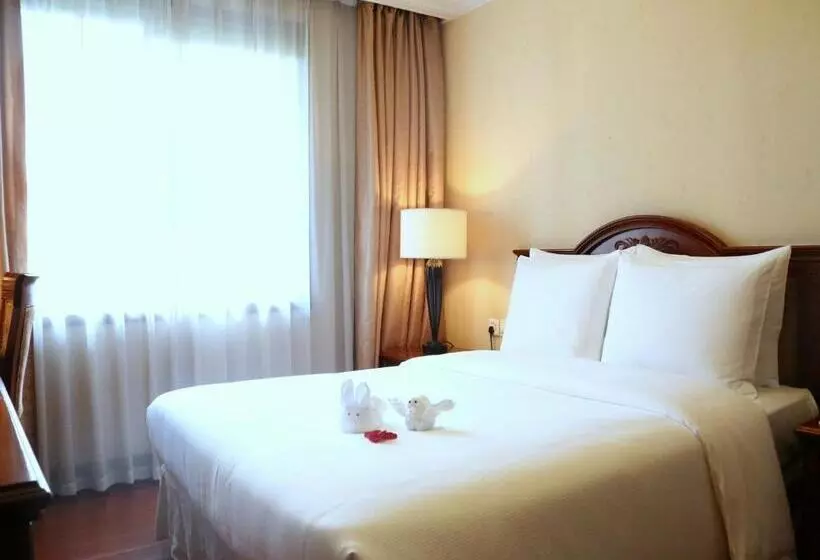 Xiamen C&d Hotel Free Welcome Snacks Oasis Garden