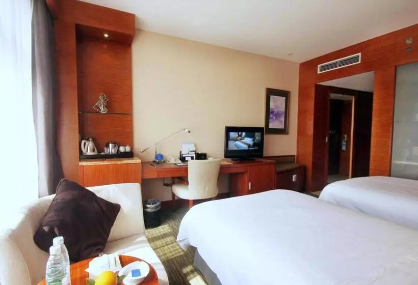 Xiamen C&d Hotel Free Welcome Snacks Oasis Garden