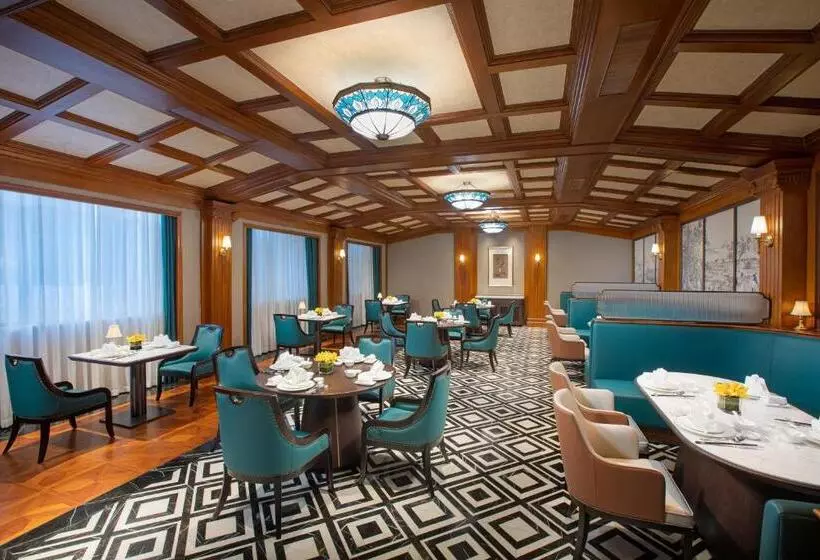 Xiamen C&d Hotel Free Welcome Snacks Oasis Garden