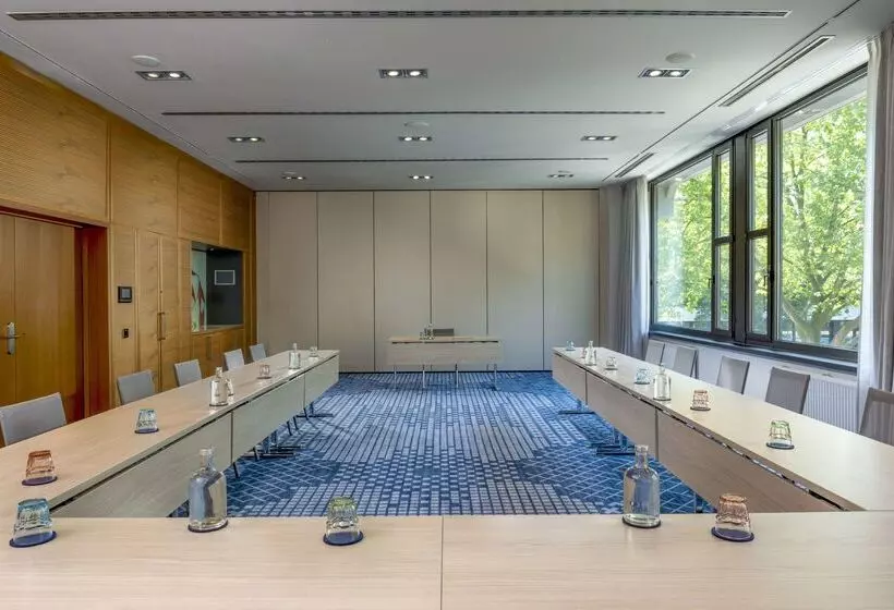 هتل Doubletree By Hilton Berlin Ku Damm