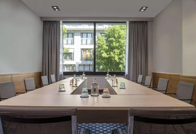 هتل Doubletree By Hilton Berlin Ku Damm