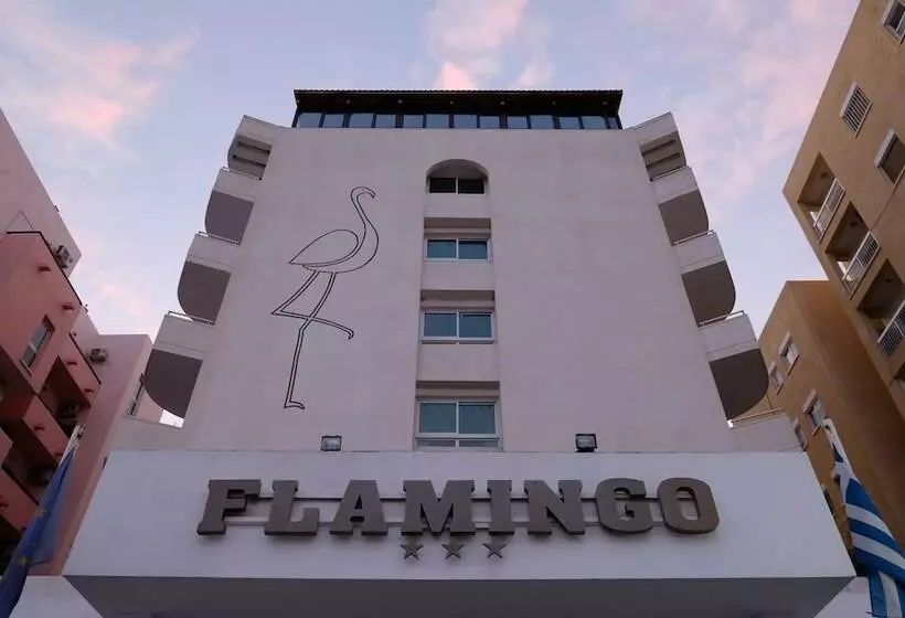 هتل Flamingo Beach