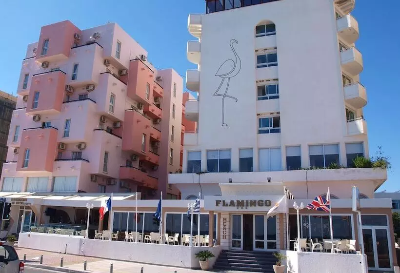 هتل Flamingo Beach