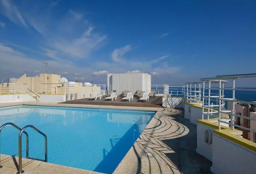 هتل Flamingo Beach