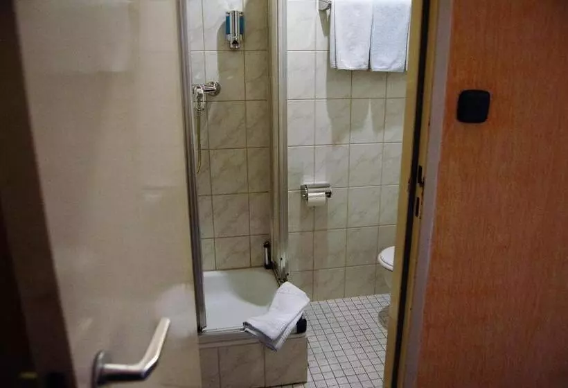 Hotelli Graf Pückler