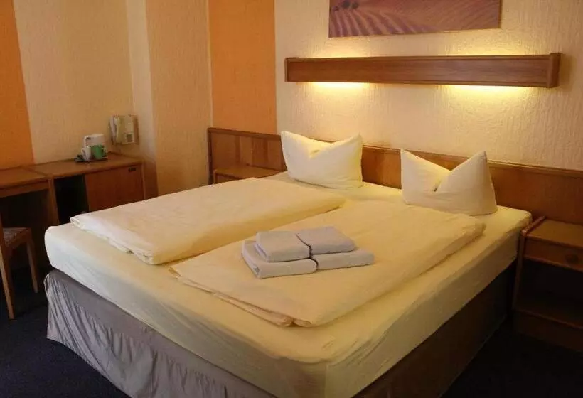 Hotelli Graf Pückler