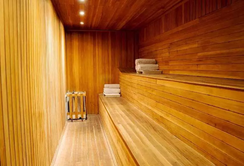 هتل Hilton Cartagena