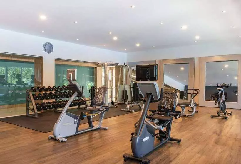 هتل Hilton Cartagena