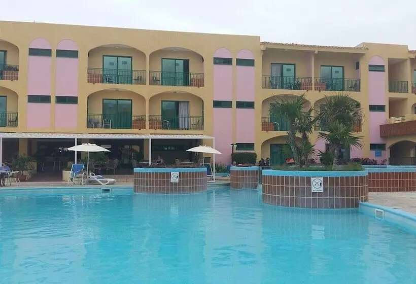 هتل Los Delfines Varadero