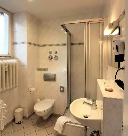 هتل Midi Inn City West Am Ku Damm