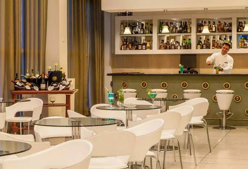 호텔 NH Capri La Habana