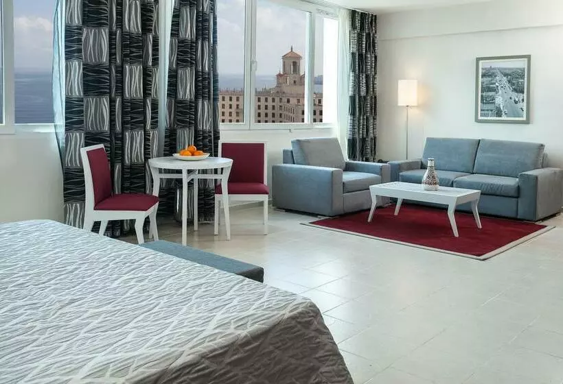 호텔 NH Capri La Habana