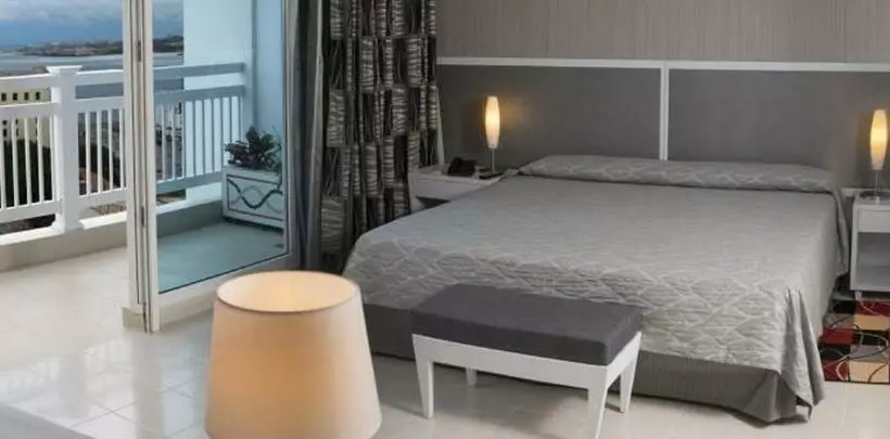 호텔 NH Capri La Habana