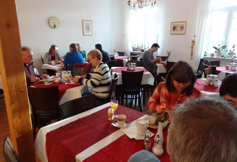 ホテル Villa Konstanz