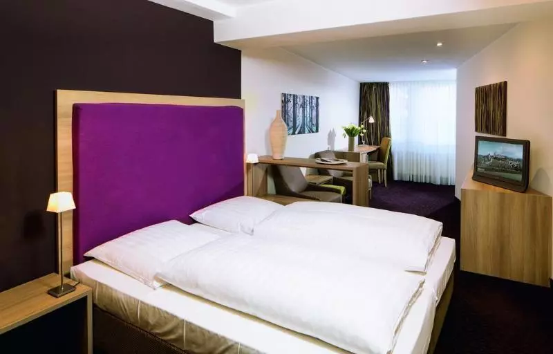 Отель Am Schlosspark Garni