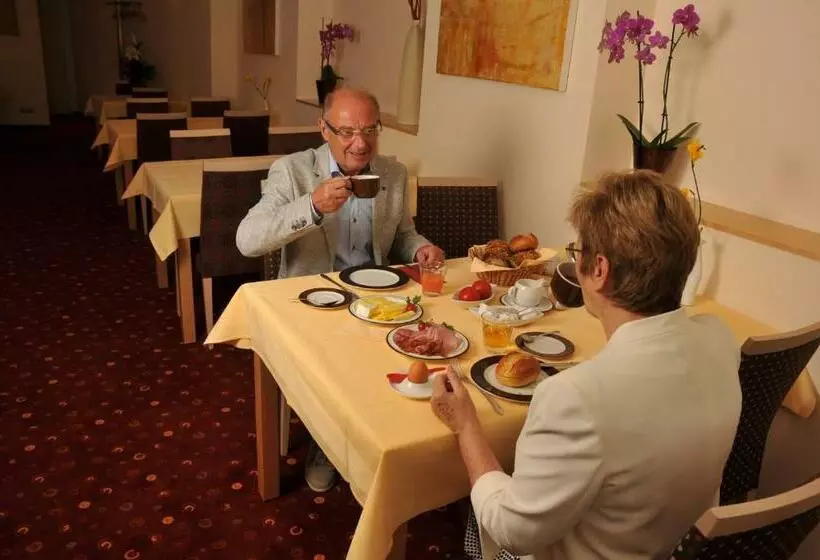 בית מלון כפרי Benelux