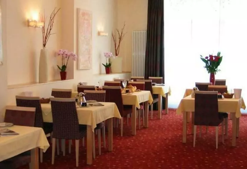 בית מלון כפרי Benelux