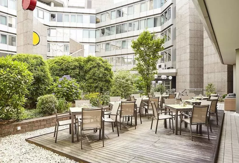 Clayton Hotel Düsseldorf City Centre